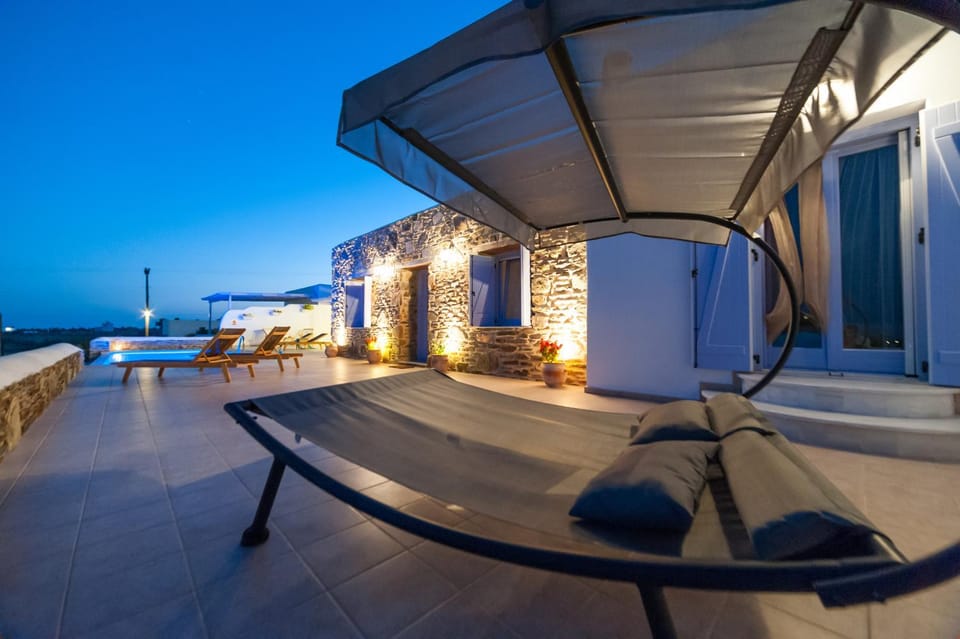 Balcony/Terrace, Pool view, Sea view