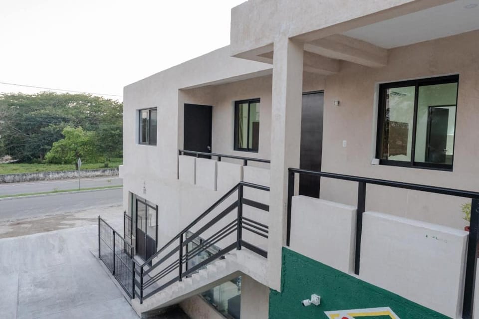 Property building, Balcony/Terrace