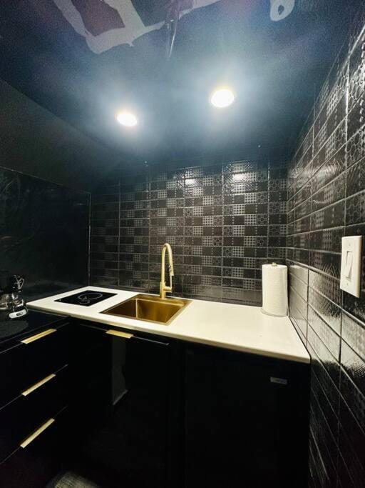 Pasavento - Modern Tiny Suite Apartment in Aguadilla Pueblo