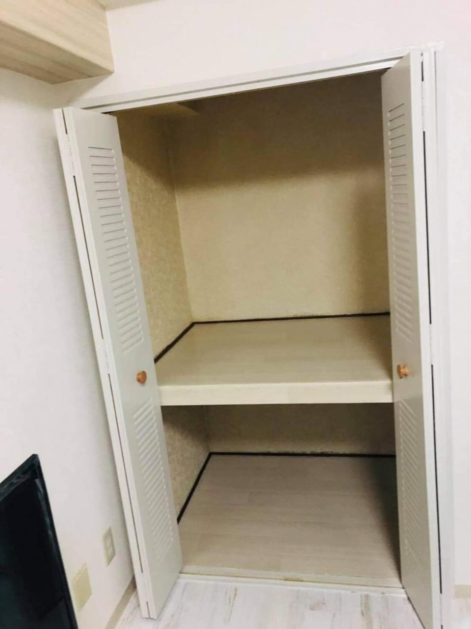ASUKA STUDIO l 日の出町 Apartment in Yokosuka