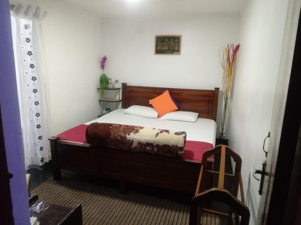 Methmi Rest Bed and Breakfast in Nuwara Eliya