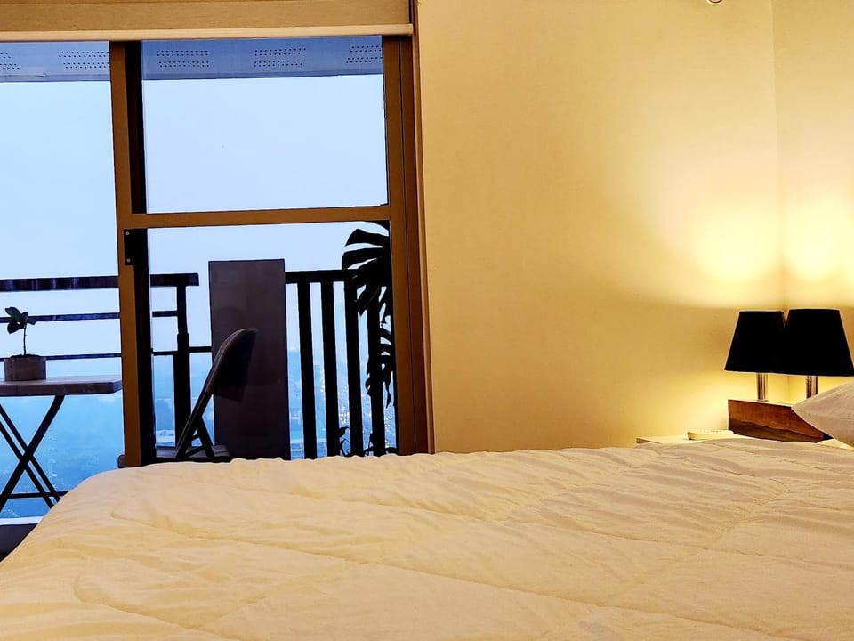 Bed, View (from property/room), View (from property/room), Balcony/Terrace, Balcony/Terrace, Bedroom
