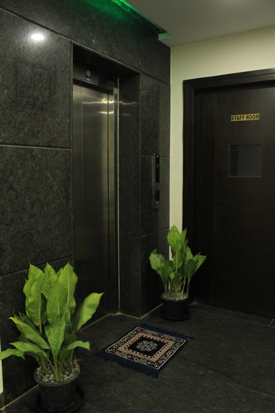 elevator