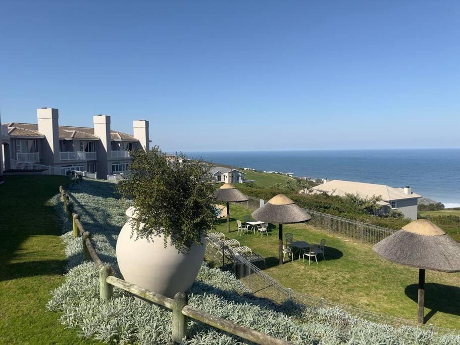 Luxury Lifestyle Villa Apartment in Western Cape