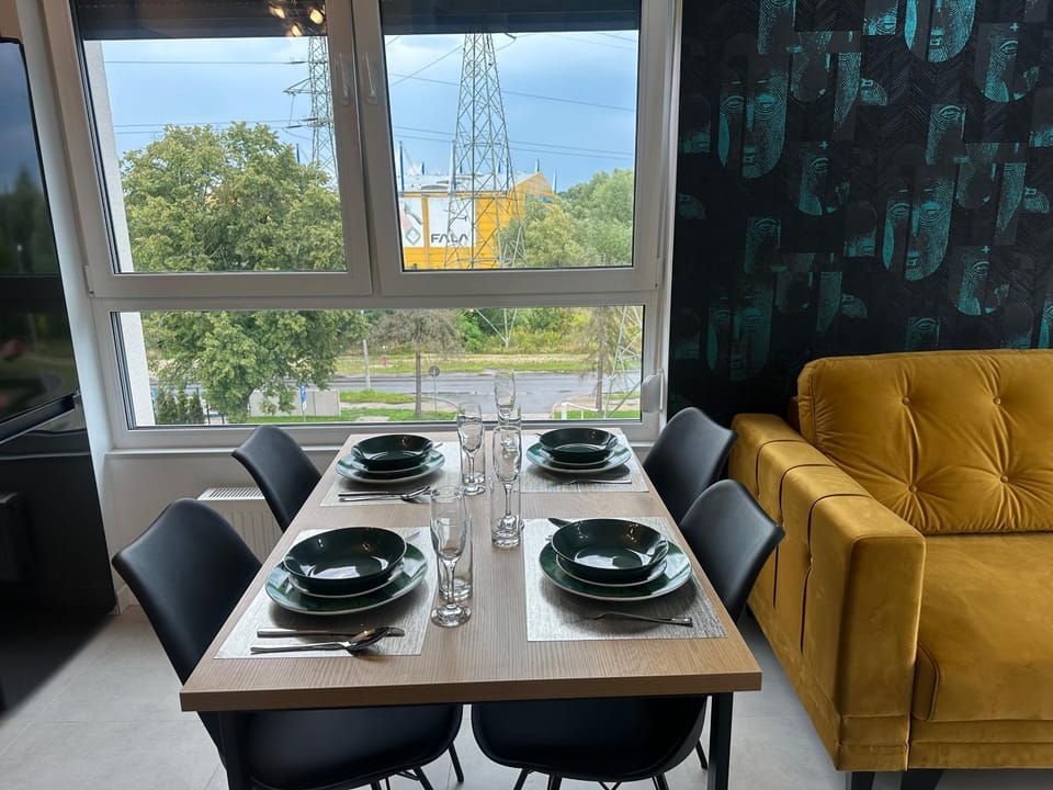 Avocado Apartment in Wroclaw