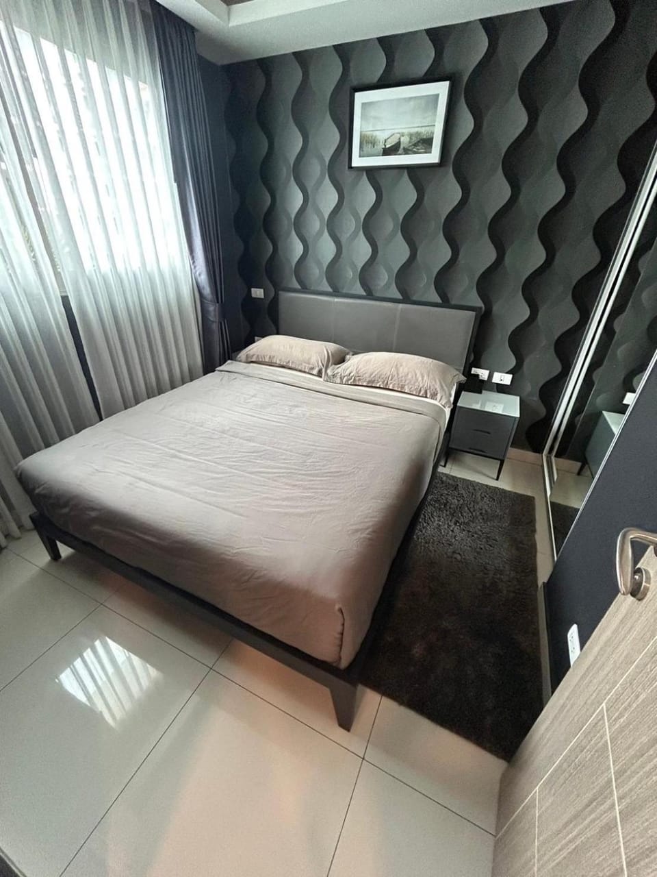 High floor Nice pool View near walking street Arcadia beach 高楼层泳池景 高速网络 智能电视 Apartment in Pattaya City