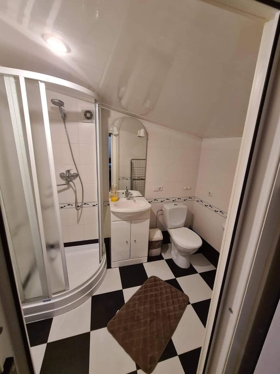 Shower, Toilet, Bathroom