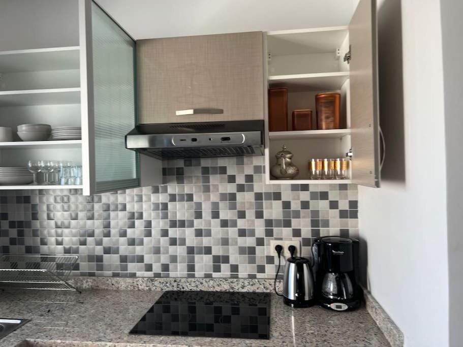 Luxus-Unterkunft mit Bergblick! Apartment in Tangier-Tétouan-Al Hoceima