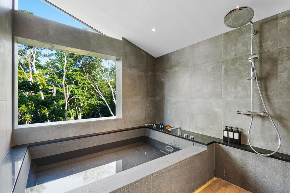 Bathroom, Bath