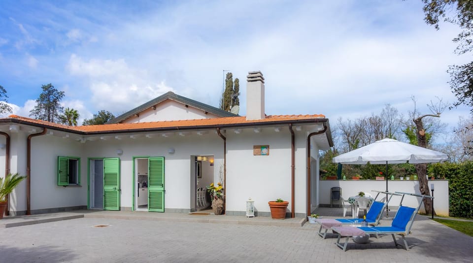 Property building, Patio