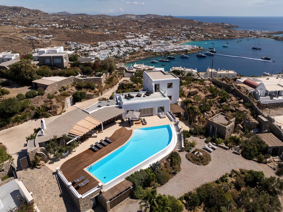Natural landscape, Bird's eye view, Pool view, Sea view