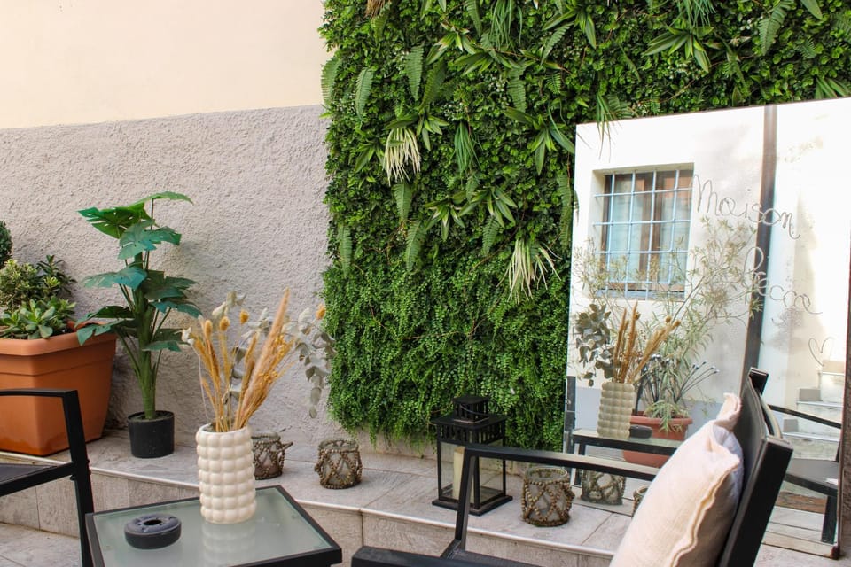 Patio, Inner courtyard view