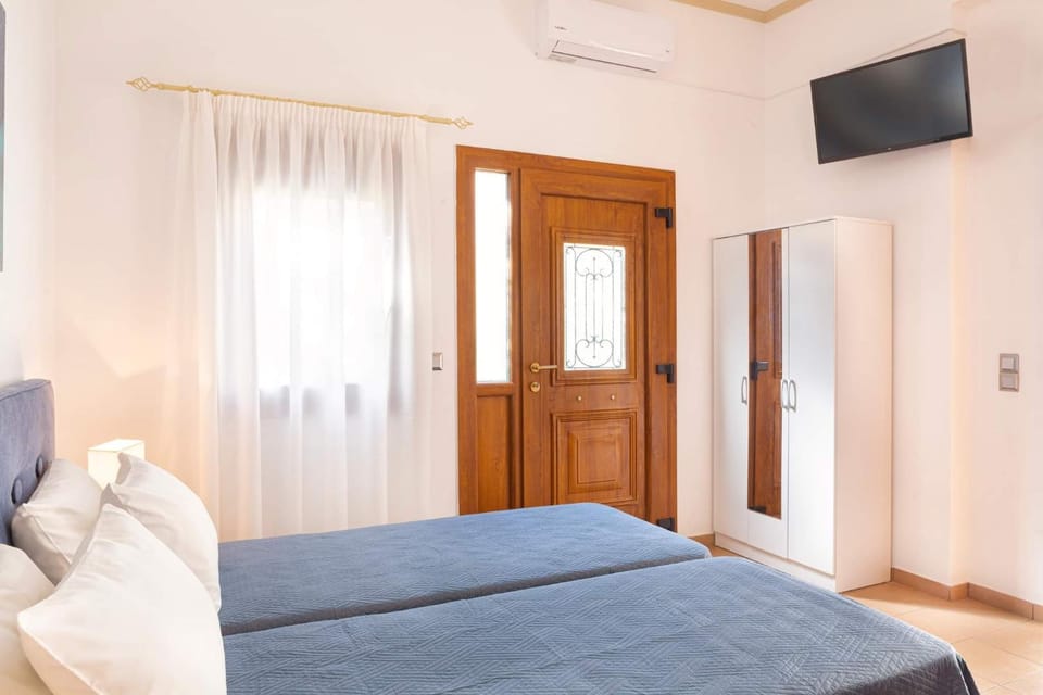 Blue studio in kantouni Apartment in Samos, Greece