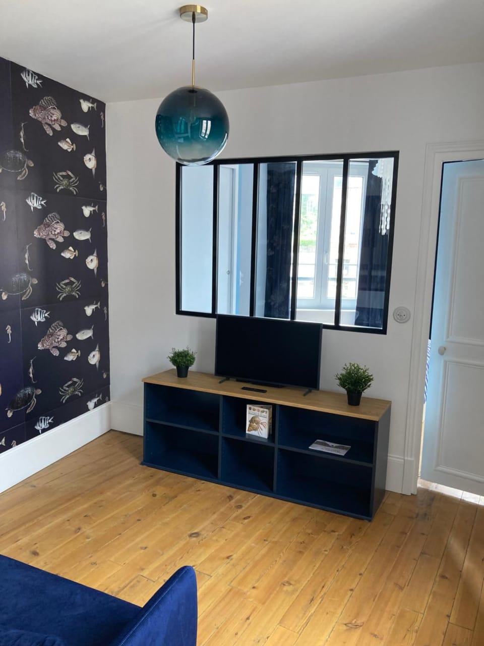 Communal lounge/ TV room, Living room