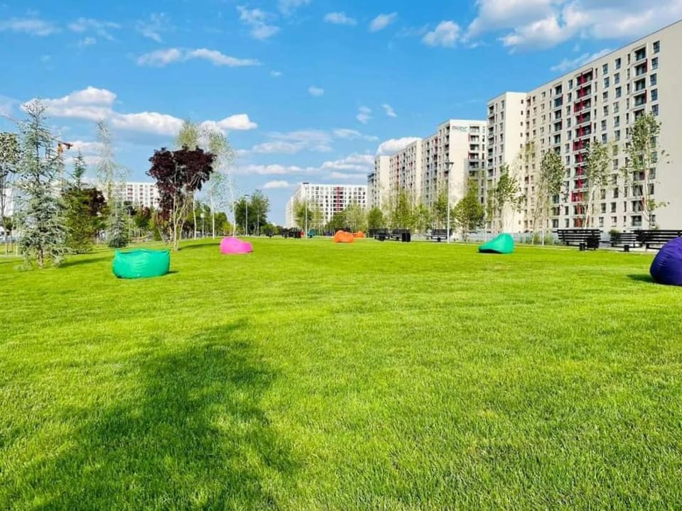 Botanic Nest Panoramic Studio Apartment in Bucharest