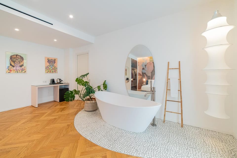 Bathroom, Photo of the whole room, Bath