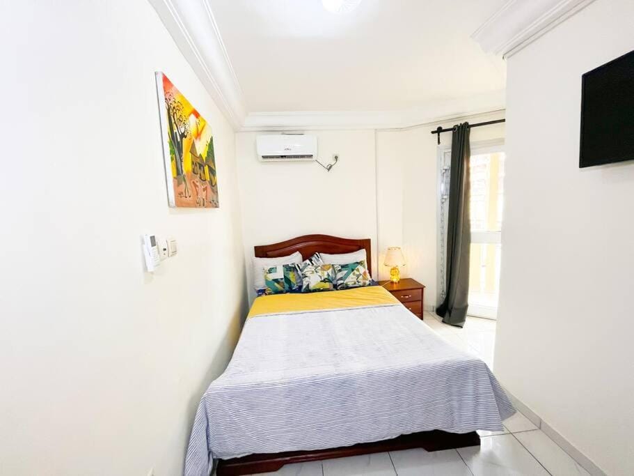 Appartement de Standing AKWA Apartment in Douala