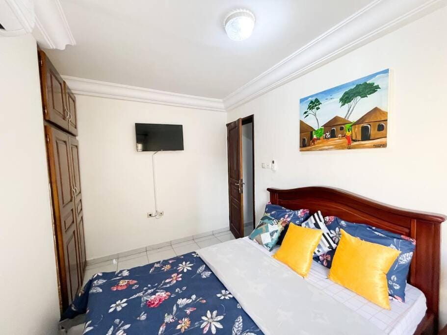 Appartement de Standing AKWA Apartment in Douala