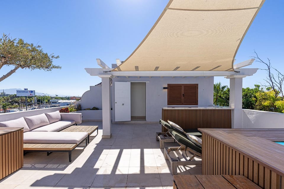 Penthouse Alhambra - dakterras & private pool Apartment in Costa del Sol