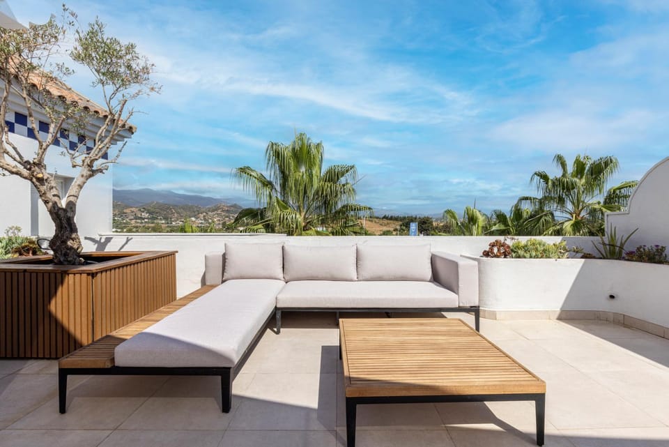 Penthouse Alhambra - dakterras & private pool Apartment in Costa del Sol