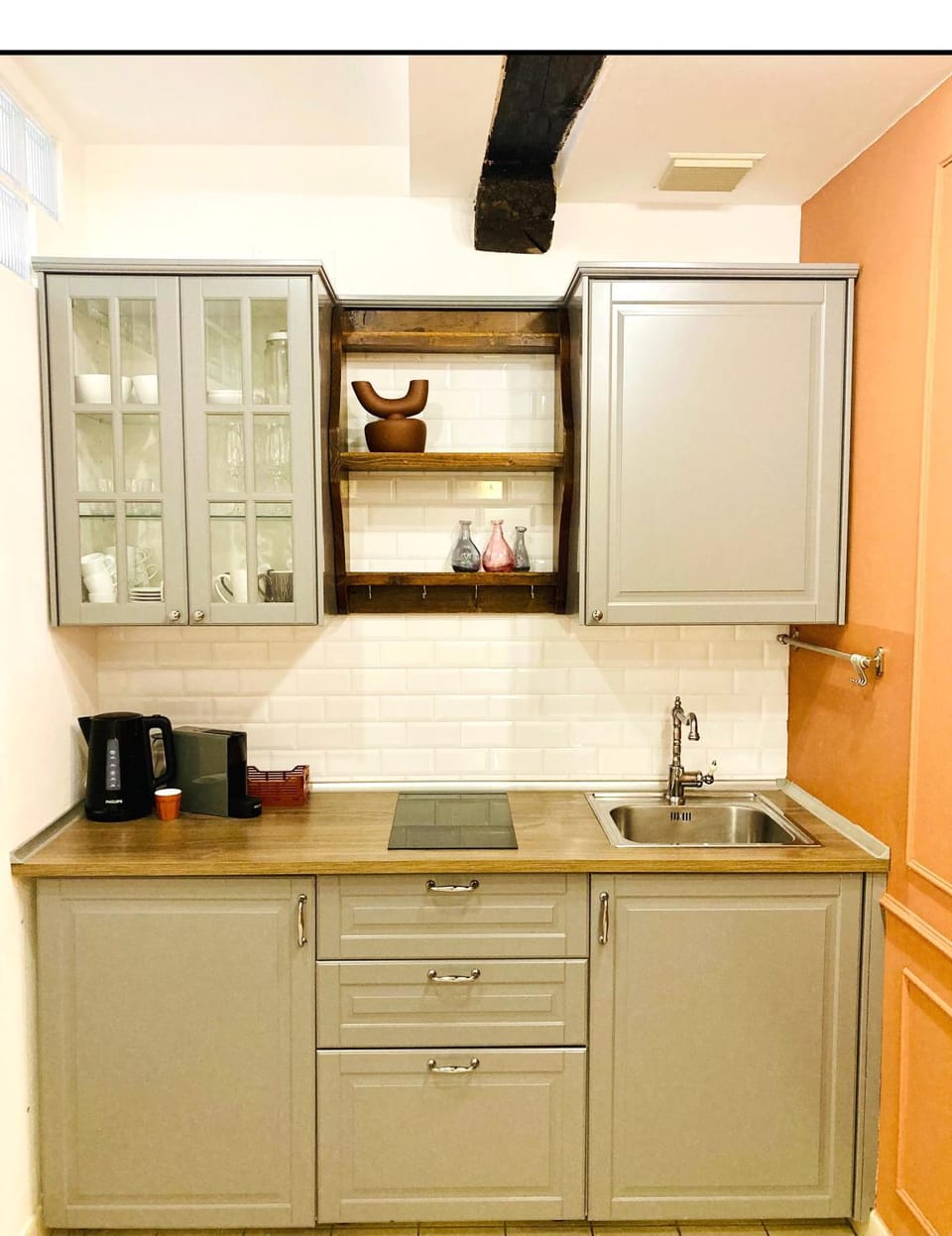 Coffee/tea facilities, Kitchen or kitchenette
