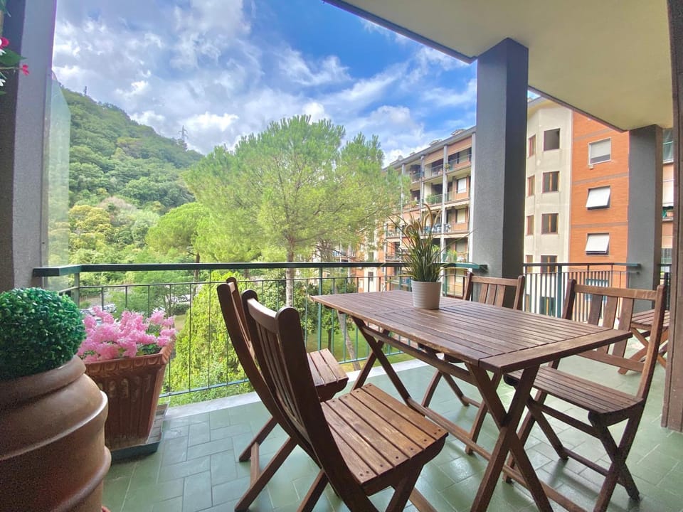 Patio, Day, View (from property/room), Balcony/Terrace, Dining area