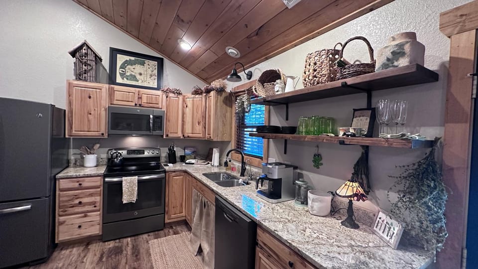 The Cabin at Merrywoods Cabin in Tennessee