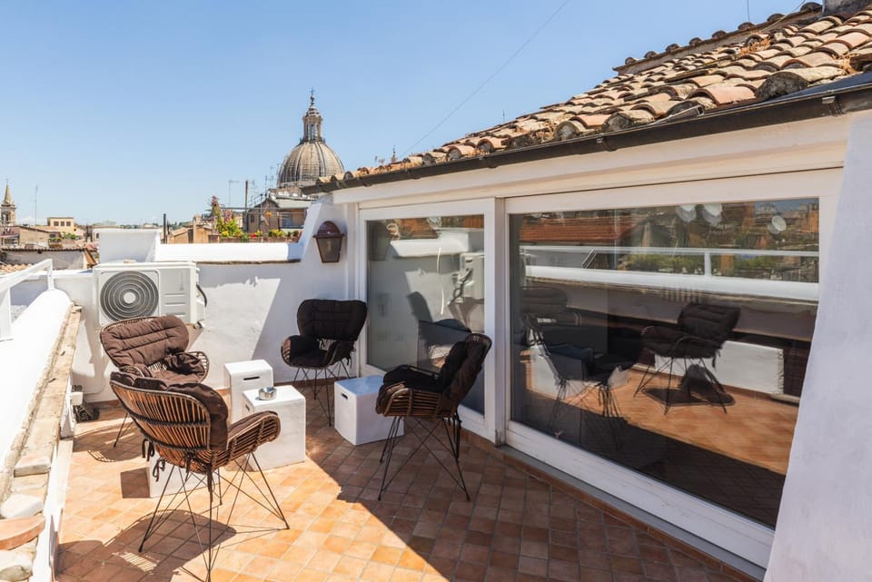 Balcony/Terrace, City view
