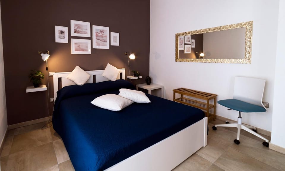 Decorative detail, Bedroom
