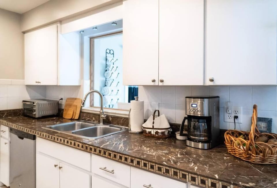 Coffee/tea facilities, Kitchen or kitchenette, toaster