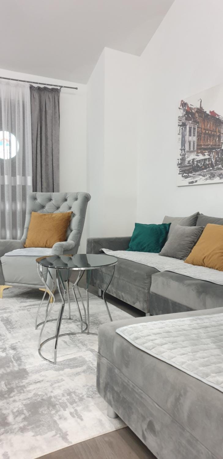 Living room, Photo of the whole room, Seating area