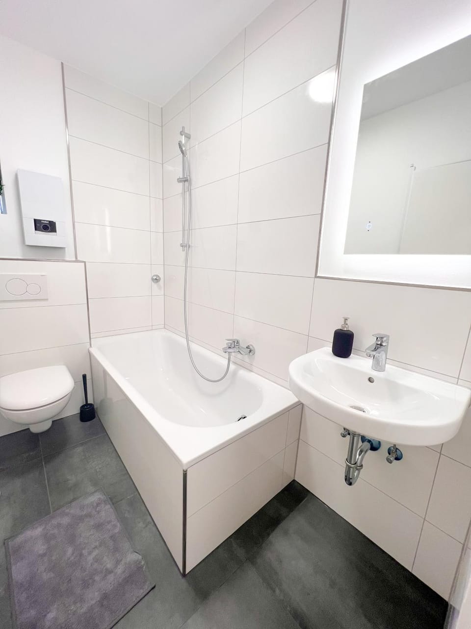 Bathroom, Bath