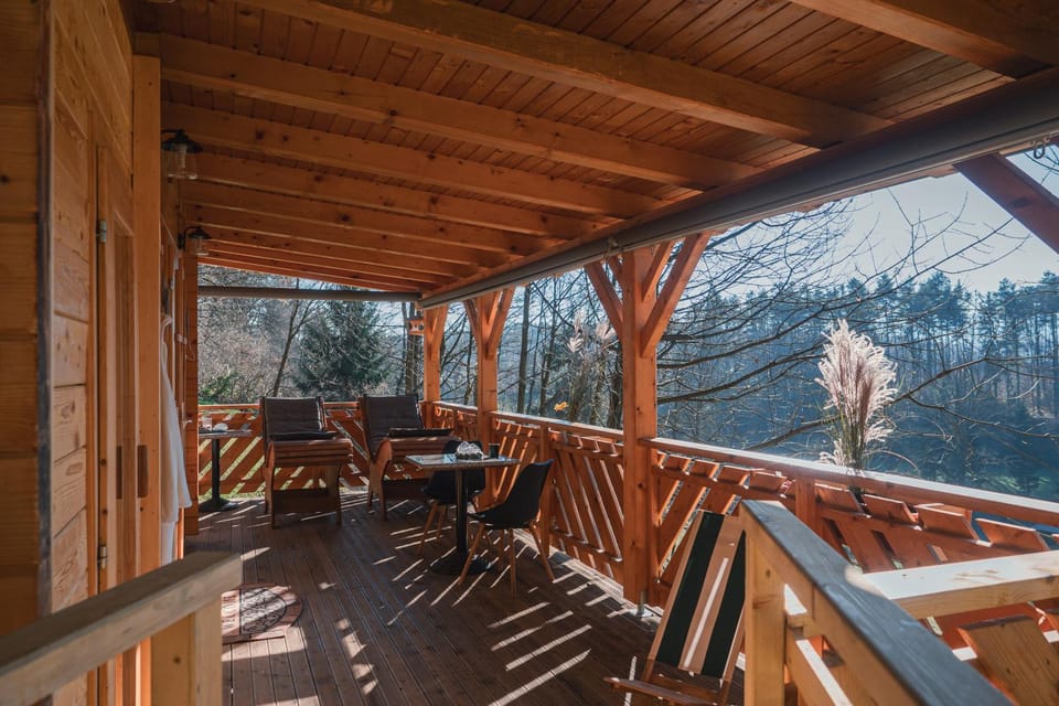 Day, Balcony/Terrace