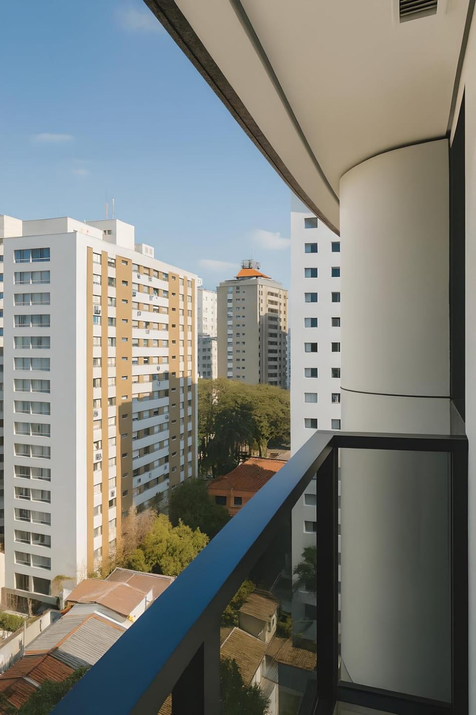 Property building, Day, Balcony/Terrace, City view