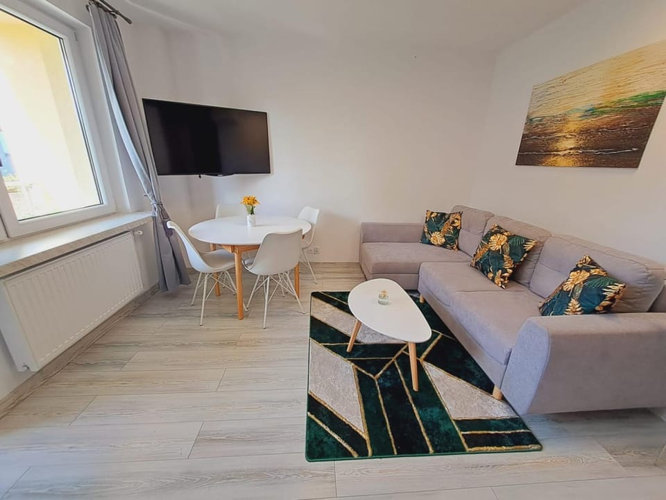 Limanowa Sunriser Apartment Apartment in Lesser Poland Voivodeship