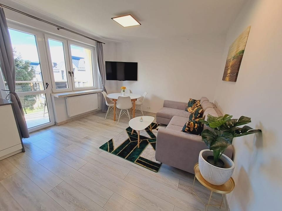 Limanowa Sunriser Apartment Apartment in Lesser Poland Voivodeship