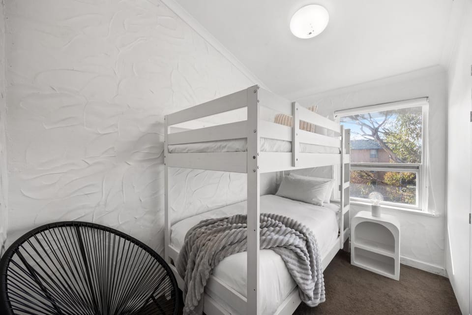 Bed, Bedroom, bunk bed