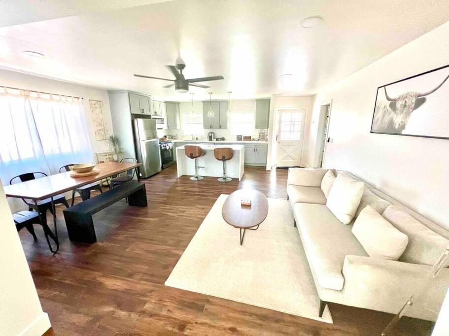 Modern Home with View and Large Private backyard House in Linda Vista