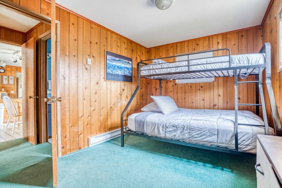 Corona House in Waldport