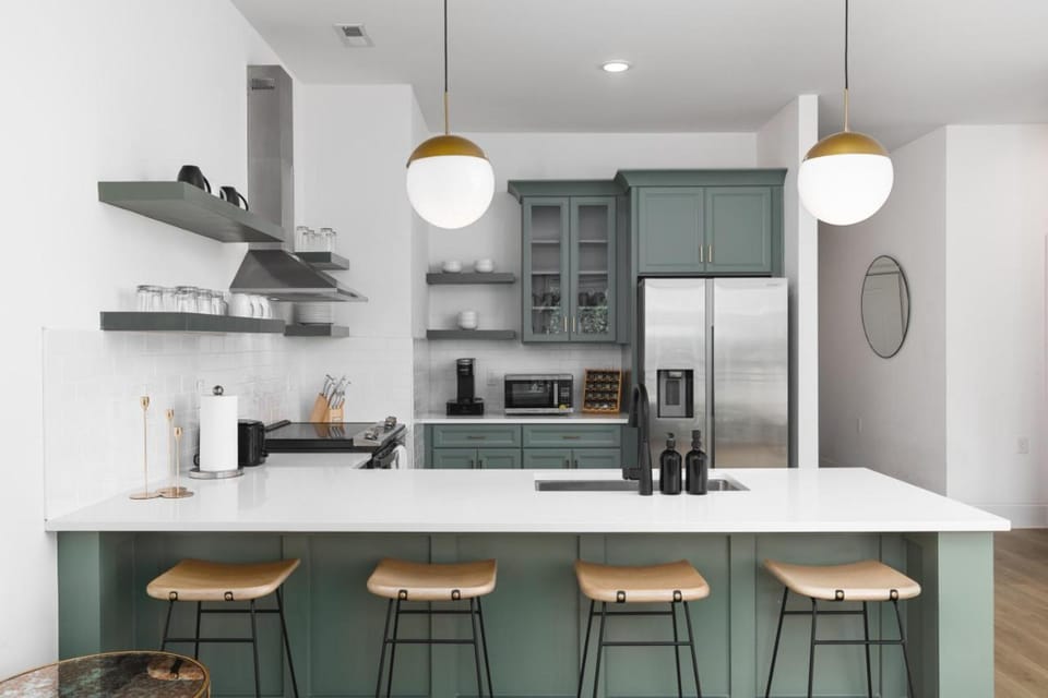 Kitchen or kitchenette