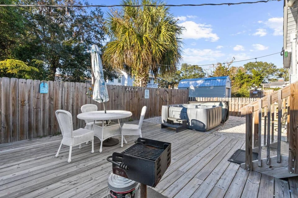 Patio, Balcony/Terrace, Seating area, Dining area