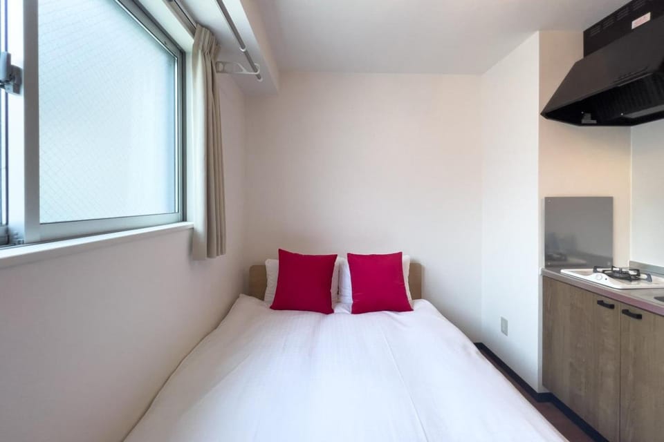 Bed, Kitchen or kitchenette, Bedroom