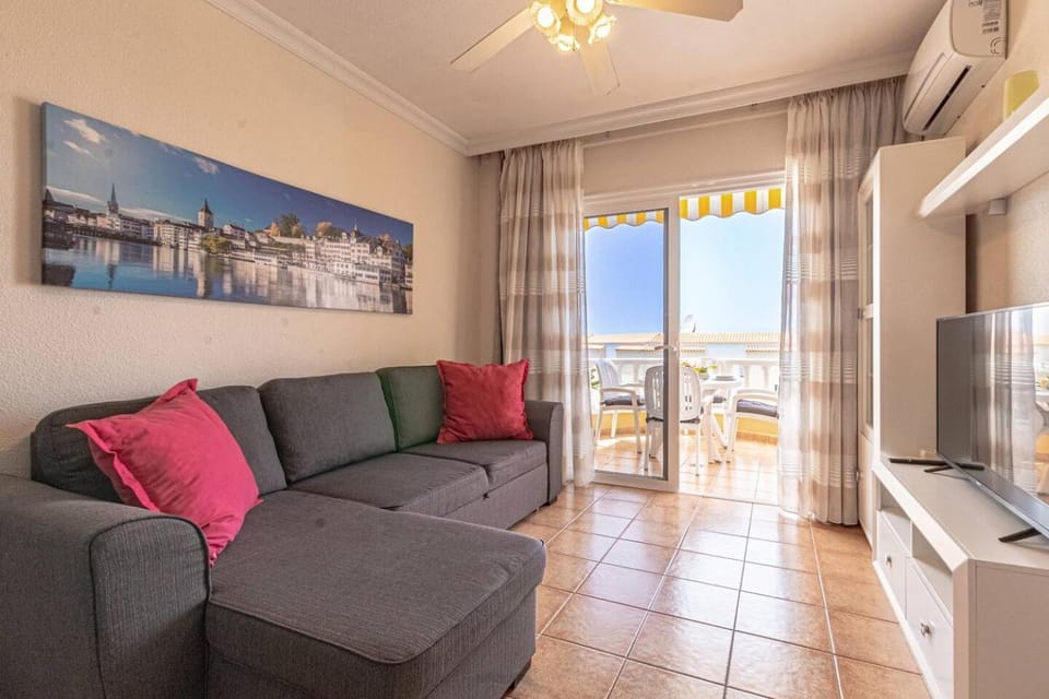 Seaside Escape 2bed by Dream Homes Tenerife Apartment in Canary Islands