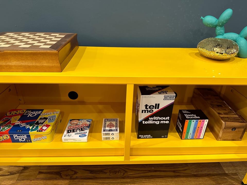 Activities, Library, Living room