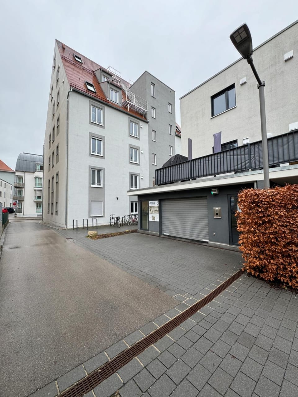 Property building, Location