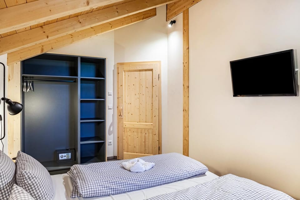 Living room, Bedroom
