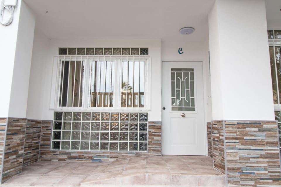 Nautical Flats by Concept Apartment in Valencia