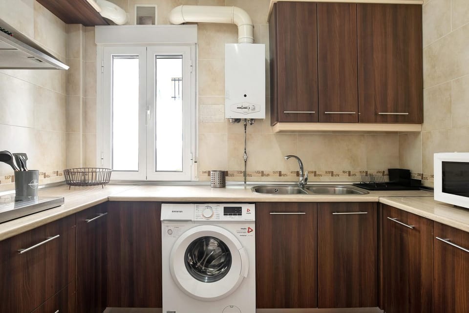 Kitchen or kitchenette, Living room
