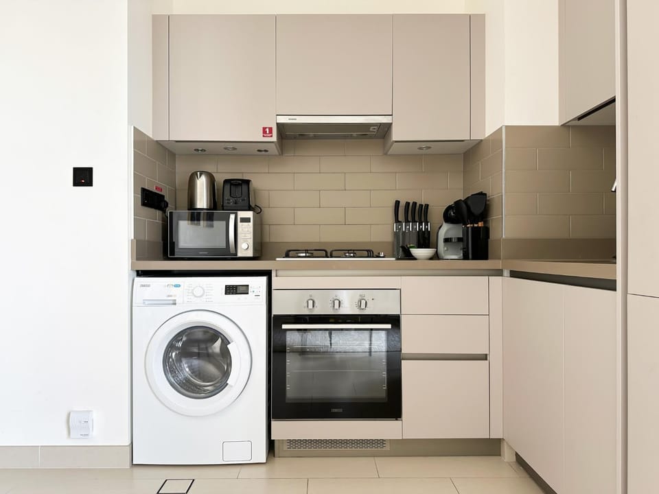 Trophy - Maison de Charme Suite Apartment in Dubai