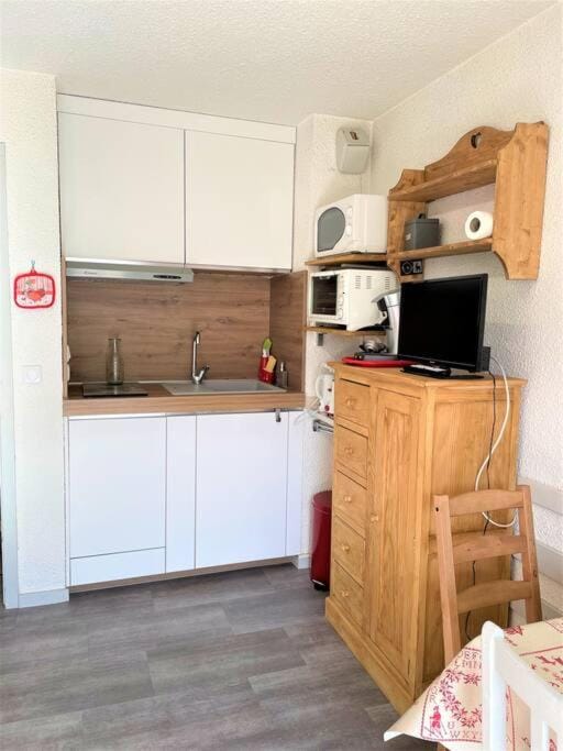 Charmant studio + jardin vue pistes et local velo Apartment in Haute-Savoie